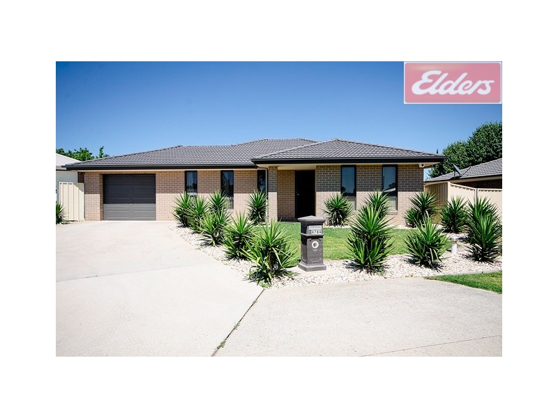 2/478a Rose Street, Lavington NSW 2641