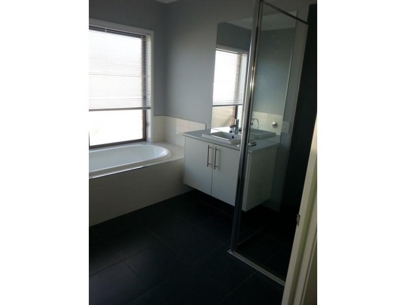 43 Bremer Avenue, Leneva VIC 3691