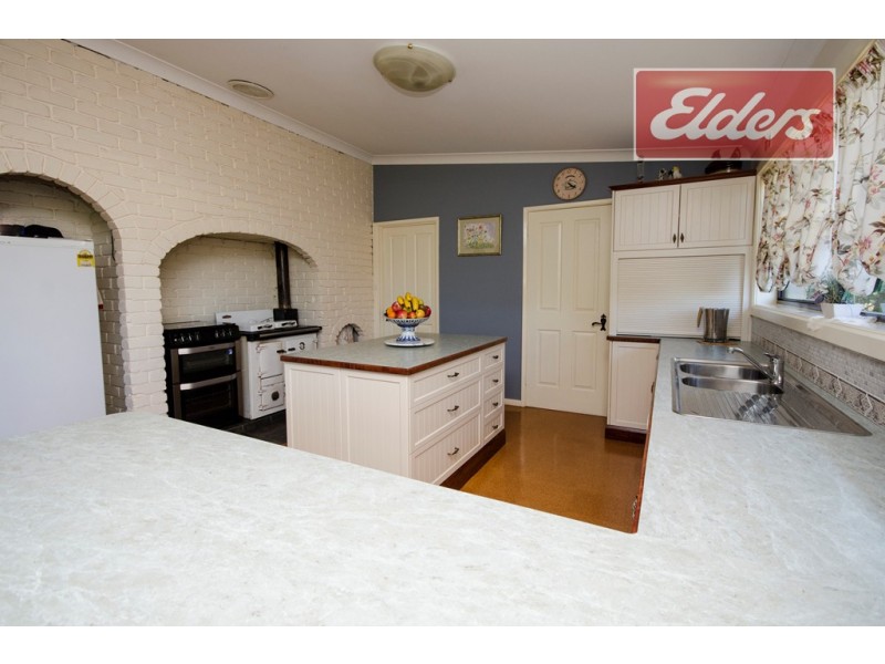 2 Briggs Street, Dederang VIC 3691