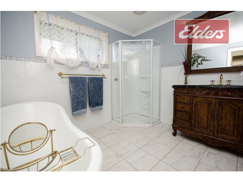 2 Briggs Street, Dederang VIC 3691