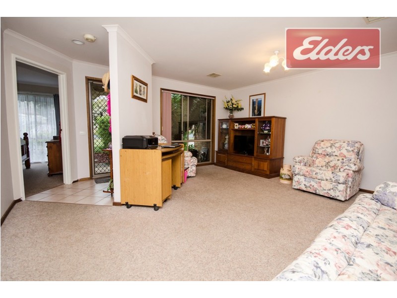 27 Elmslie Circuit, Wodonga VIC 3690