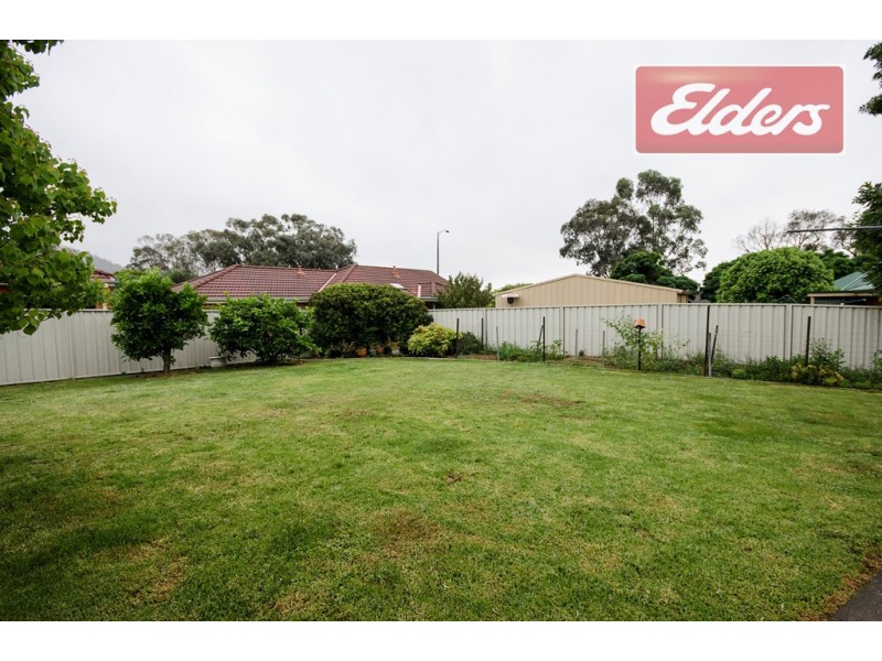 27 Elmslie Circuit, Wodonga VIC 3690