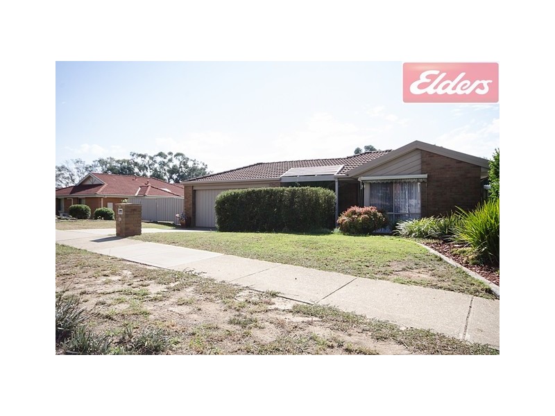 27 Elmslie Circuit, Wodonga VIC 3690