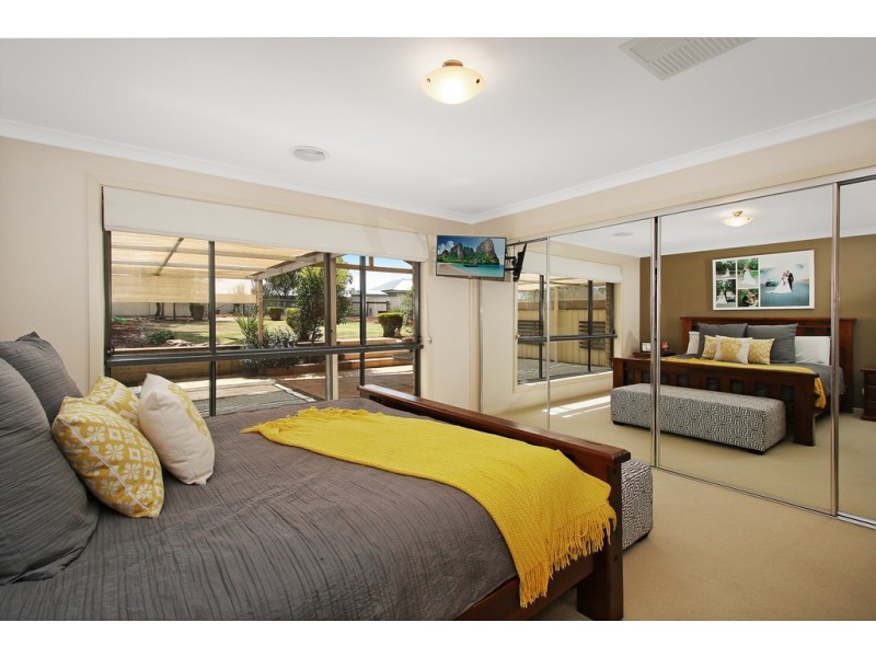 169 Golf Club Drive, Howlong NSW 2643