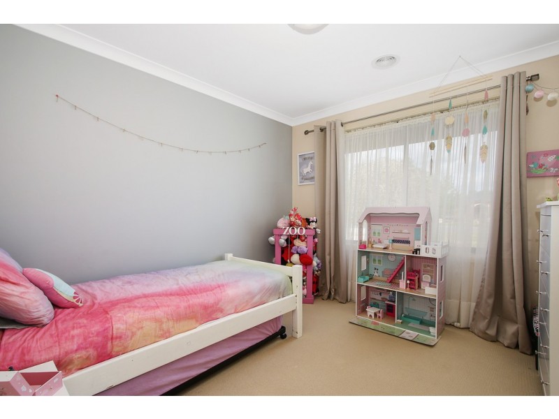 169 Golf Club Drive, Howlong NSW 2643