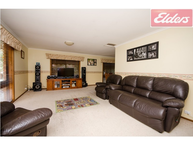 13 Page Court, Wodonga VIC 3690