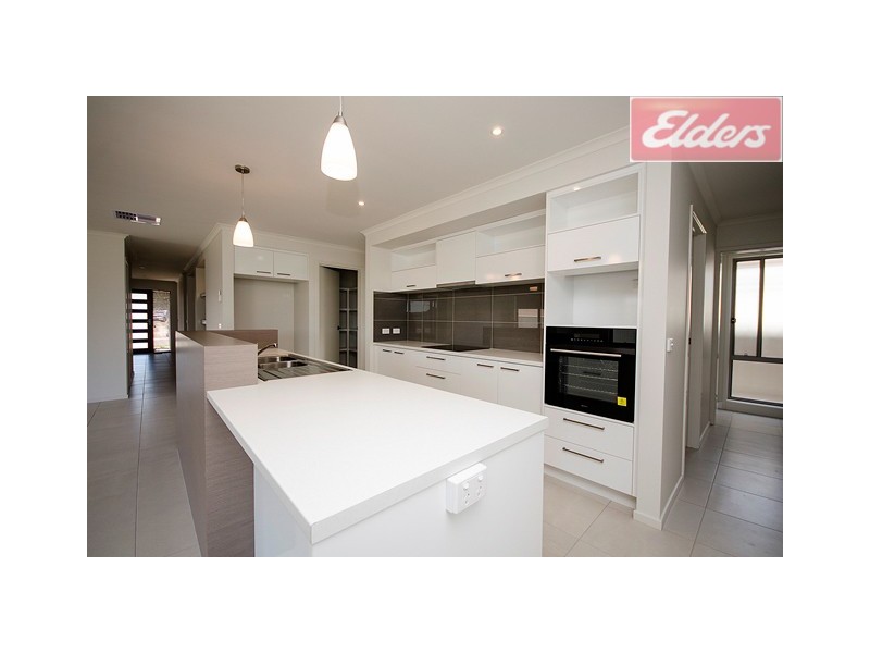 5 Coverdale Drive, Wodonga VIC 3690