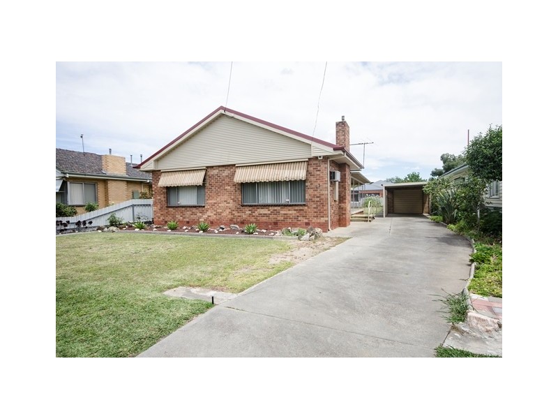 43 Leonard Street, Wodonga VIC 3690