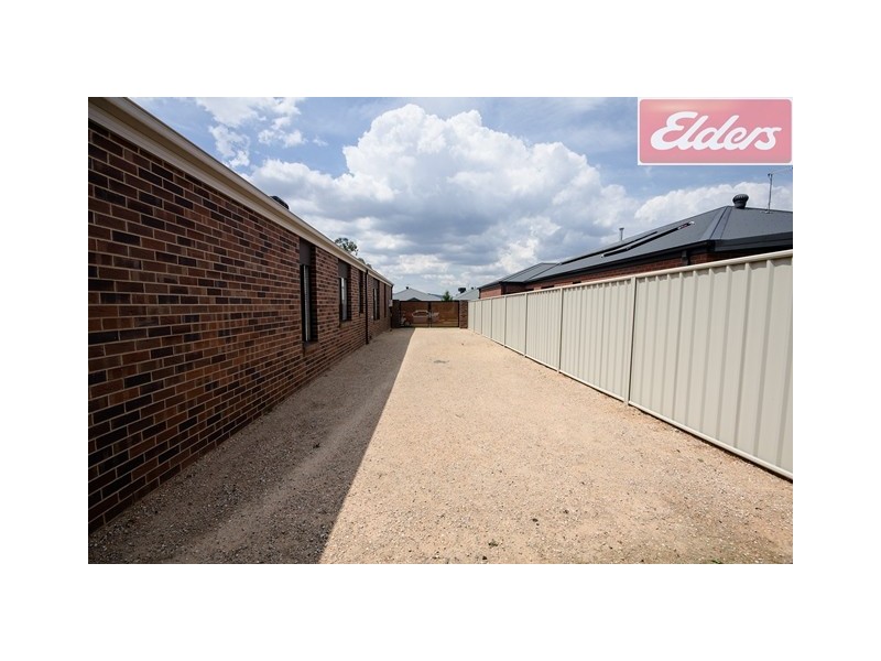 6 Macquarie Road, Wodonga VIC 3690