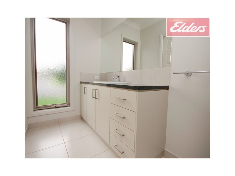 17 Parnaby Street, Wodonga VIC 3690