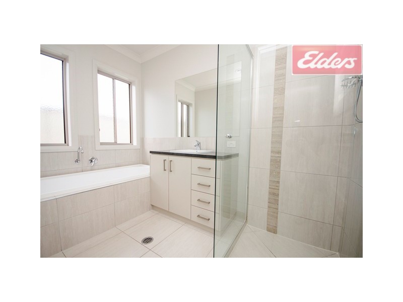 17 Parnaby Street, Wodonga VIC 3690