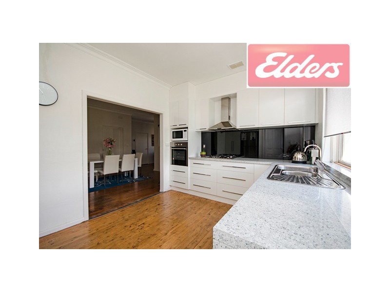 906 Padman Drive, West Albury NSW 2640