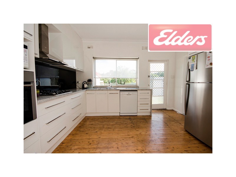 906 Padman Drive, West Albury NSW 2640