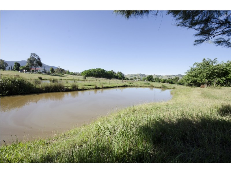 2 Briggs Street, Dederang VIC 3691