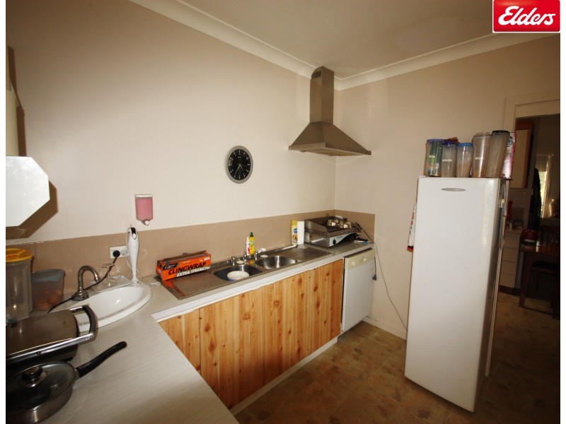 172 Kiewa Valley Highway, Mount Beauty VIC 3699