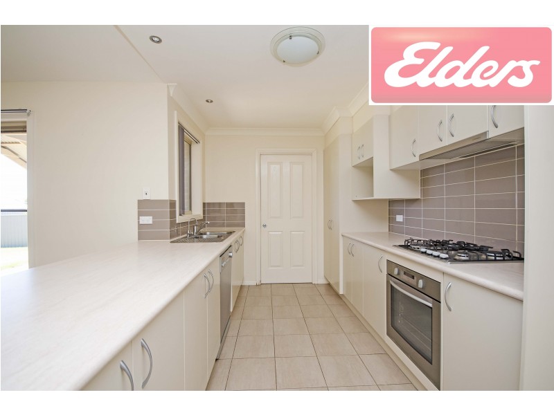 8 Warbler Street, Thurgoona NSW 2640