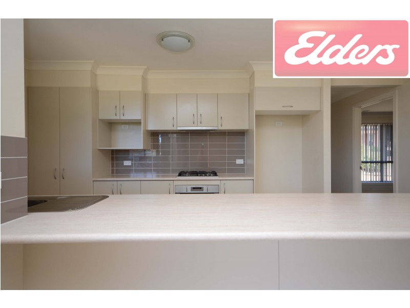 8 Warbler Street, Thurgoona NSW 2640