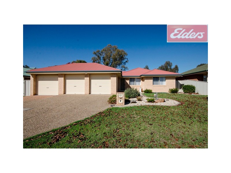 17 Iron Way, Wodonga VIC 3690