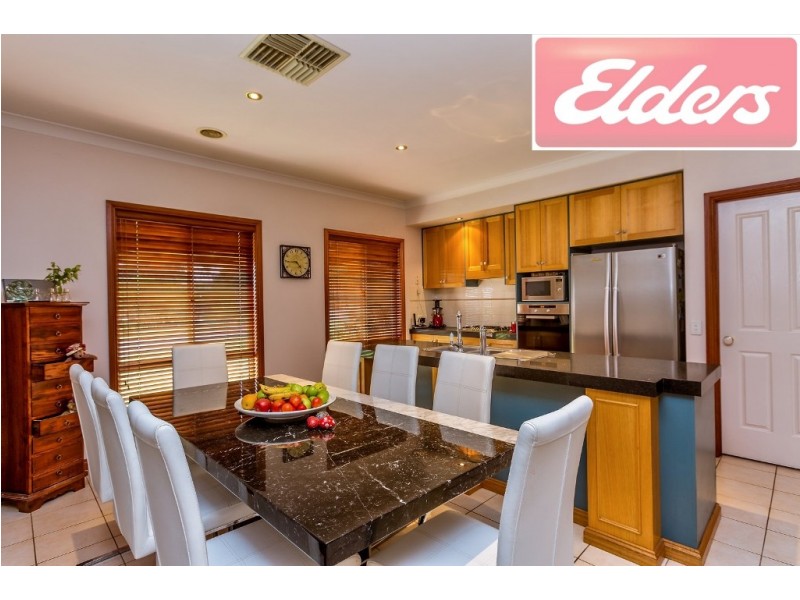 3 Newton Circuit, Thurgoona NSW 2640