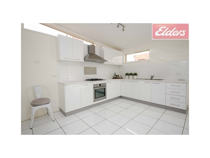 721 Young Street, Albury NSW 2640