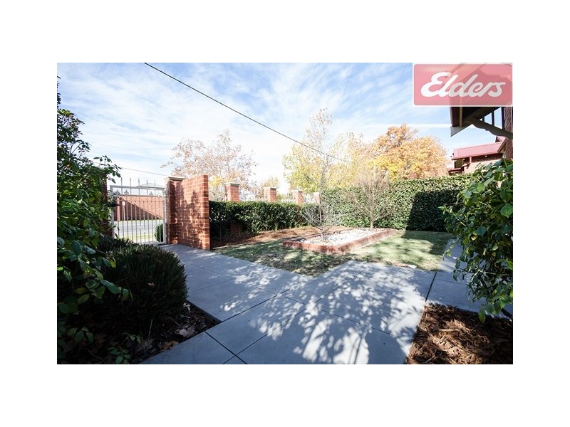 721 Young Street, Albury NSW 2640