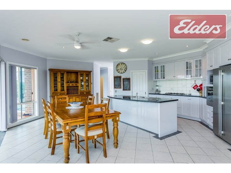 100 Sarah Street, Gerogery NSW 2642