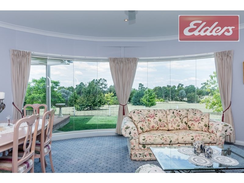 100 Sarah Street, Gerogery NSW 2642