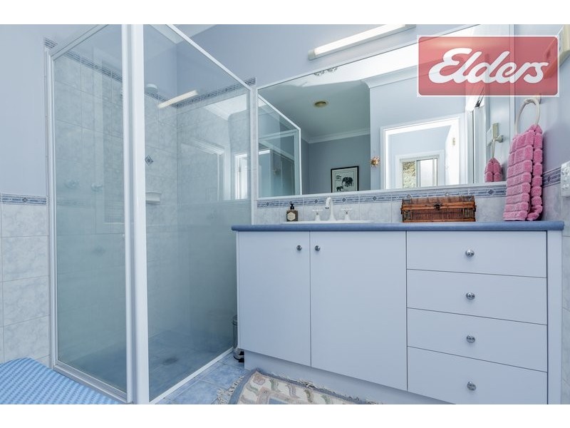 100 Sarah Street, Gerogery NSW 2642