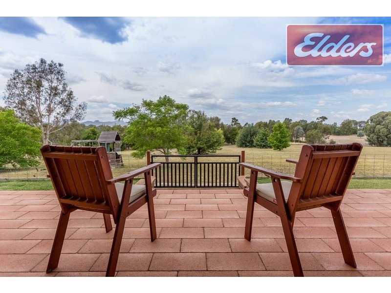 100 Sarah Street, Gerogery NSW 2642