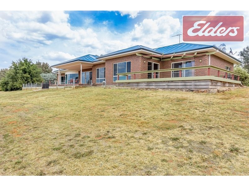 100 Sarah Street, Gerogery NSW 2642