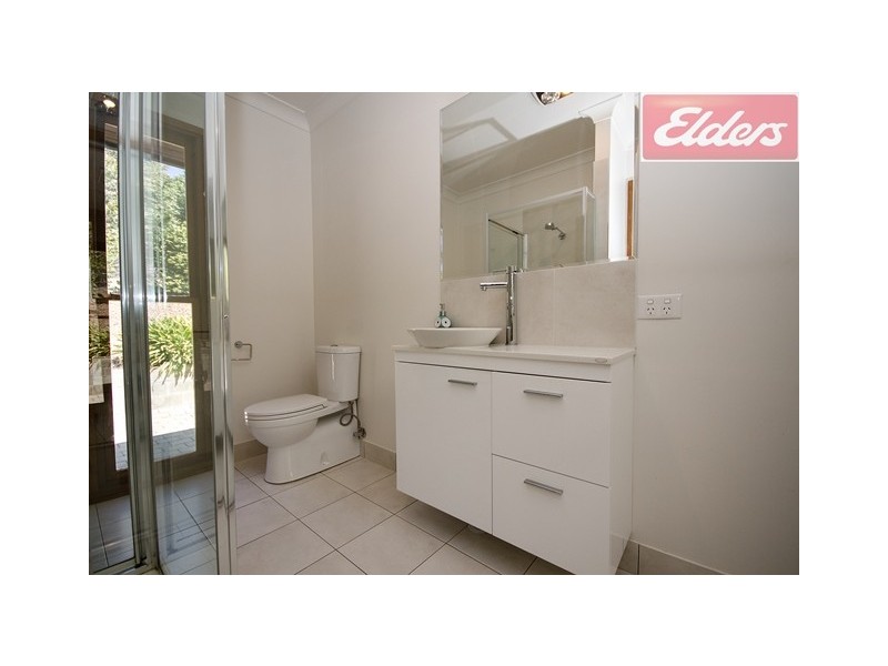 12 Barton Drive, Baranduda VIC 3691