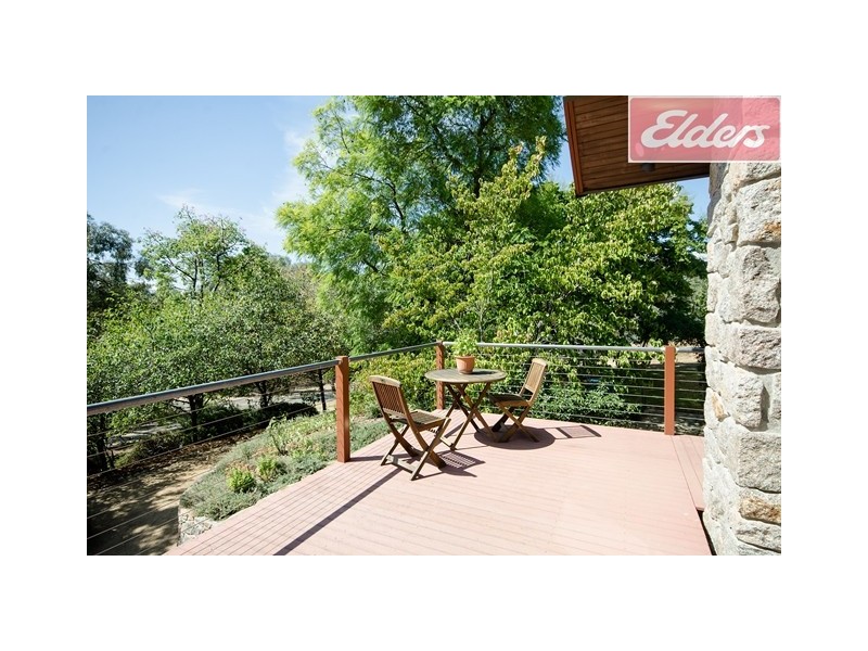 12 Barton Drive, Baranduda VIC 3691