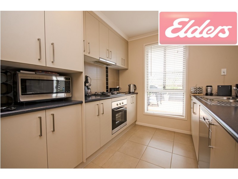 41 Craig Circuit, Wodonga VIC 3690