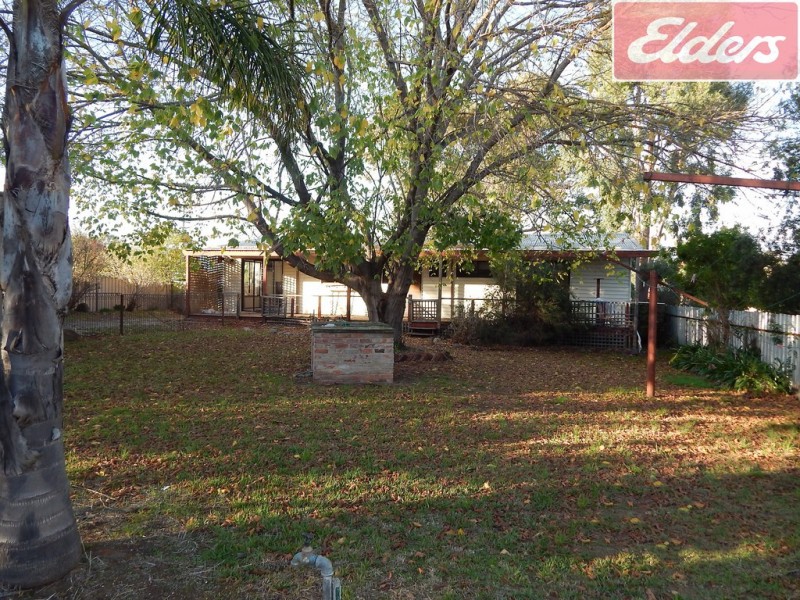 52 Hay Street, Corowa NSW 2646