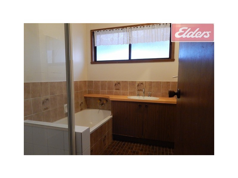 52 Hay Street, Corowa NSW 2646