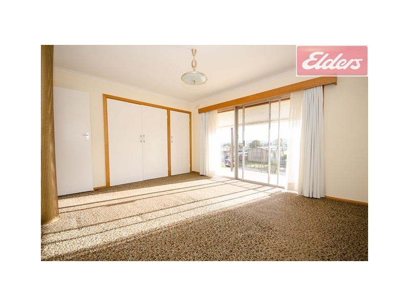 518 Kotthoff Street, Lavington NSW 2641