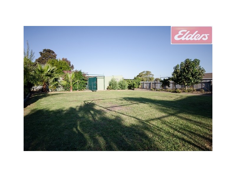 518 Kotthoff Street, Lavington NSW 2641