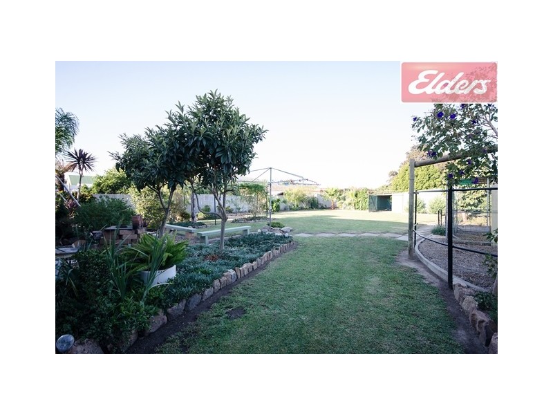 518 Kotthoff Street, Lavington NSW 2641