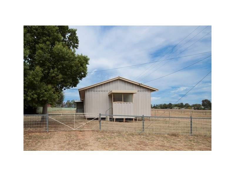 79 Ellis Street, Brocklesby NSW 2642