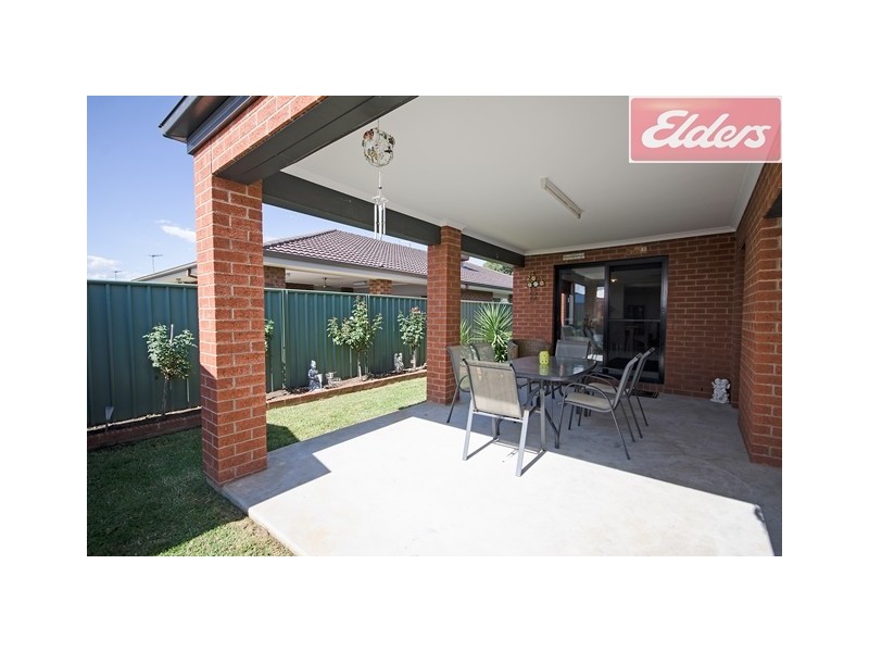 54 Victoria Cross Parade, Wodonga VIC 3690