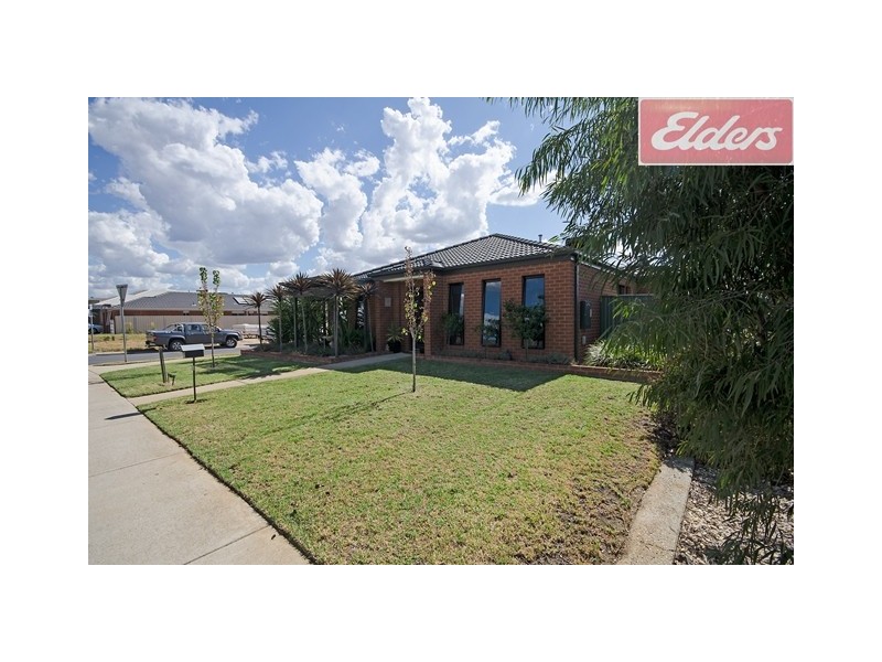 54 Victoria Cross Parade, Wodonga VIC 3690