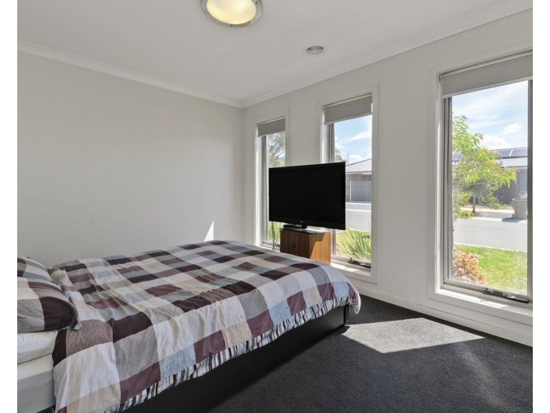 18 Derrick Street, Wodonga VIC 3690