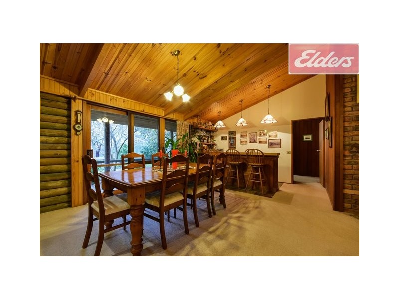 953 Lake Road, Bethanga VIC 3691