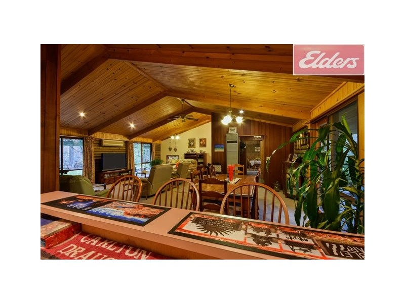 953 Lake Road, Bethanga VIC 3691