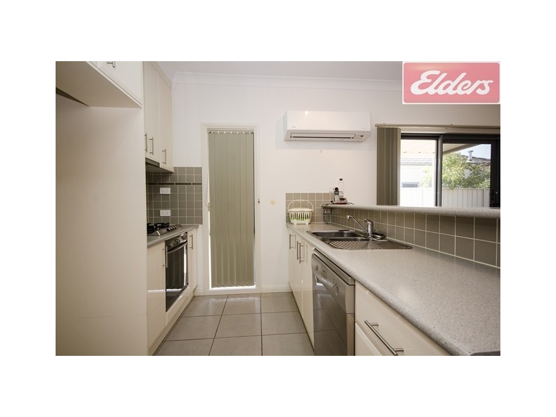 2/7 Chenery Street, Wodonga VIC 3690