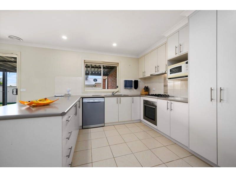 7 Derwent Way, Wodonga VIC 3690