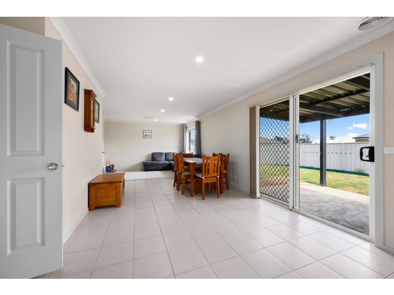 7 Derwent Way, Wodonga VIC 3690