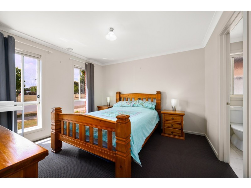 7 Derwent Way, Wodonga VIC 3690