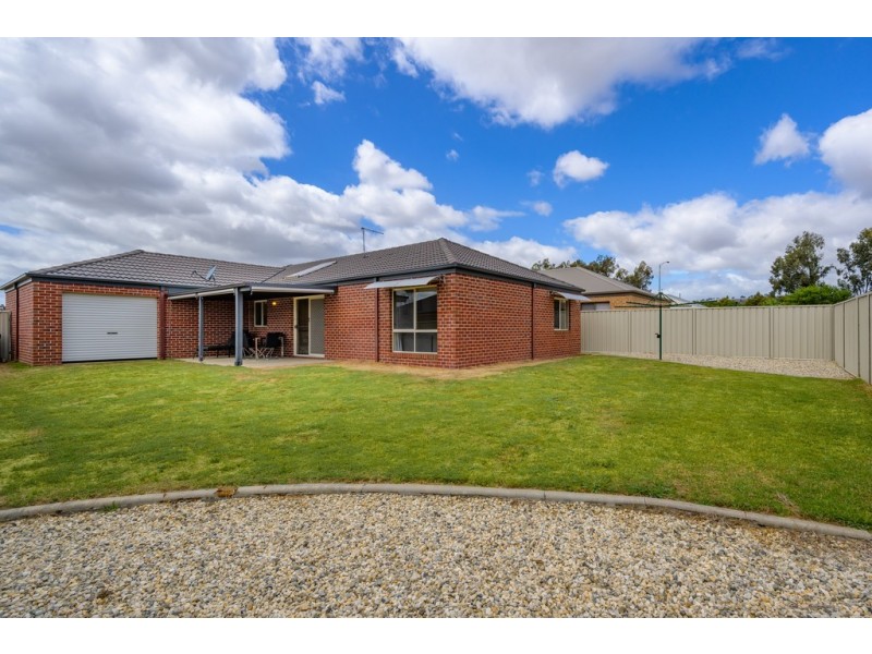7 Derwent Way, Wodonga VIC 3690