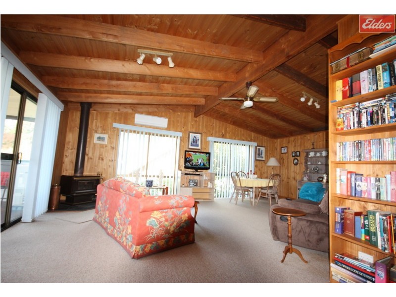 5 Reid Court, Tawonga South VIC 3698